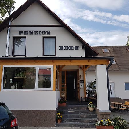 Penzion Eden 투르노브 외부 사진